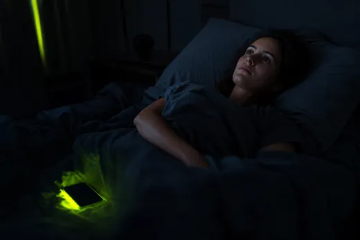 TOP 5 des astuces pour s'endormir vite quand le cerveau tourne en boucle la nuit