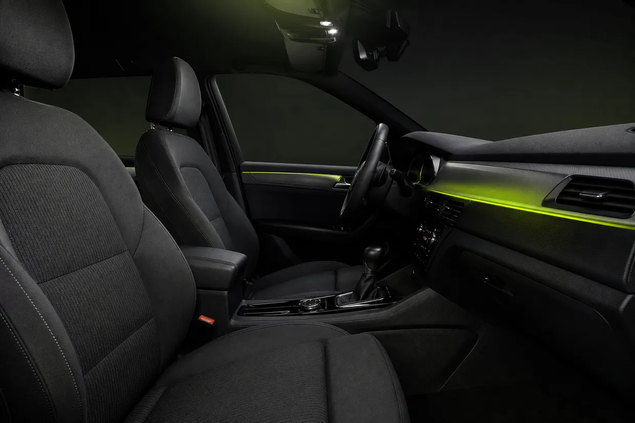 TOP 5 des astuces pour enlever une odeur de tabac froid dans une voiture d'occasion