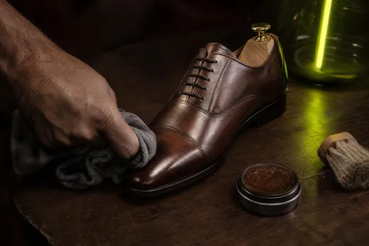 TOP 5 des astuces pour redonner de l'éclat à des chaussures en cuir ternes